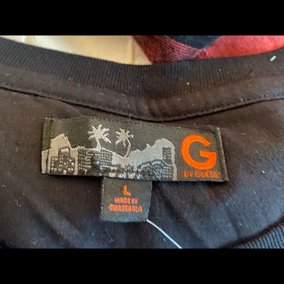 G by guess T shirt - Picture 3 of 5